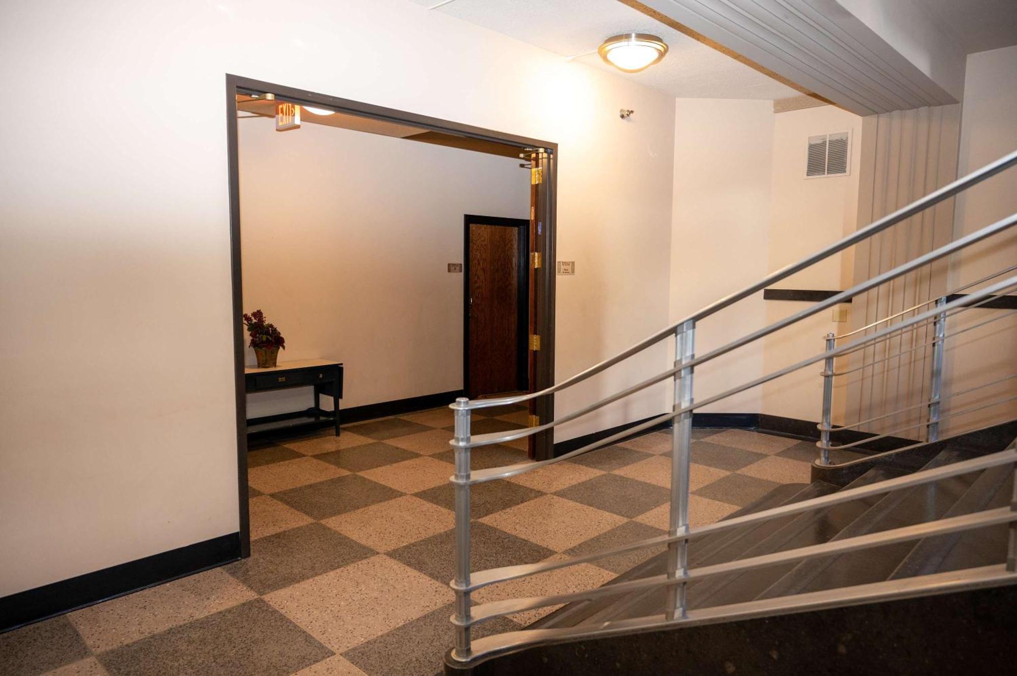 City Hall Vault Rochester Exterior photo